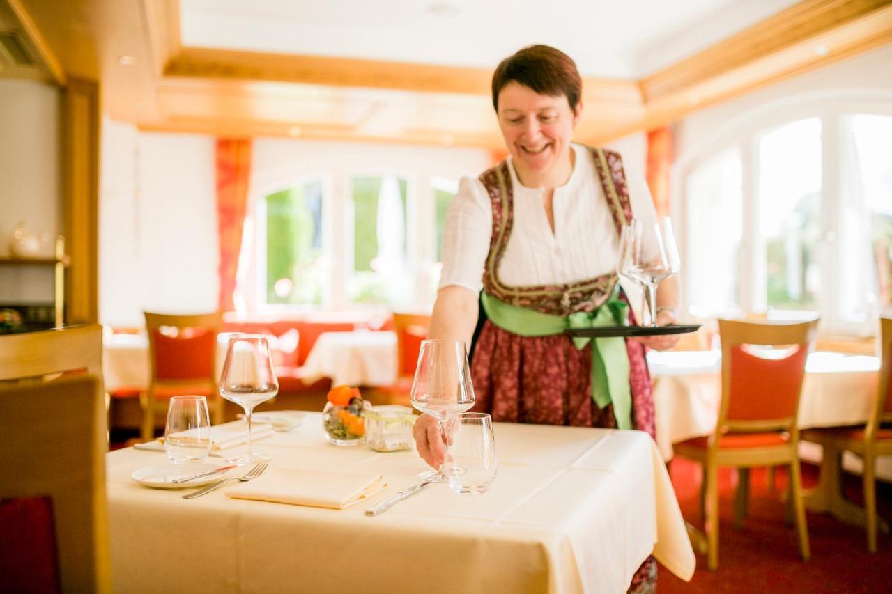 Hotel-Restaurant Sennhutte Im Herzen Des Sudschwarzwalds Kleines Wiesental Esterno foto